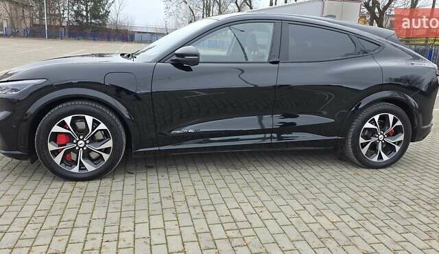 Чорний Форд Mustang Mach-E, об'ємом двигуна 0 л та пробігом 110 тис. км за 27500 $, фото 25 на Automoto.ua