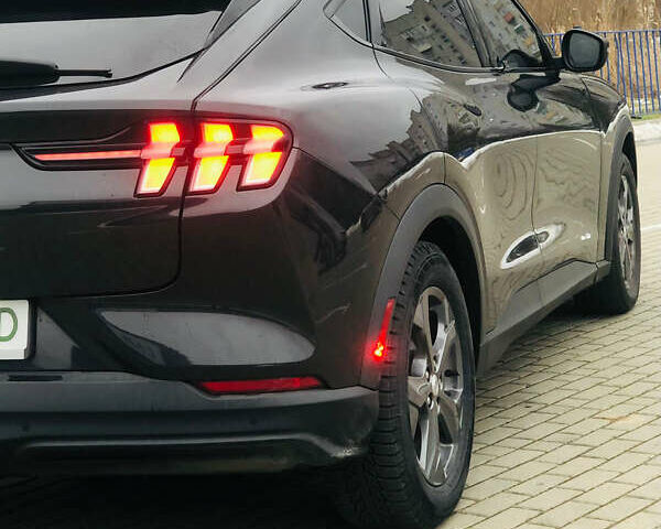 Черный Форд Mustang Mach-E, объемом двигателя 0 л и пробегом 86 тыс. км за 23500 $, фото 27 на Automoto.ua