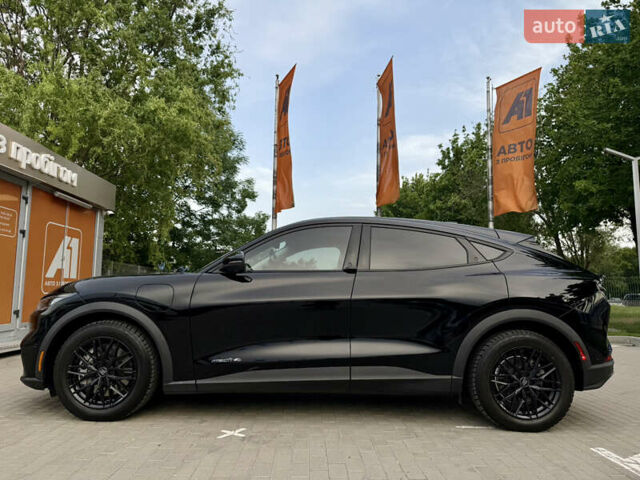 Черный Форд Mustang Mach-E, объемом двигателя 0 л и пробегом 38 тыс. км за 26999 $, фото 7 на Automoto.ua