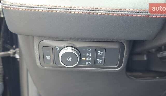 Чорний Форд Mustang Mach-E, об'ємом двигуна 0 л та пробігом 110 тис. км за 27500 $, фото 93 на Automoto.ua