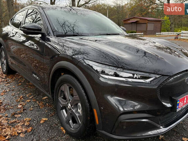 Чорний Форд Mustang Mach-E, об'ємом двигуна 0 л та пробігом 122 тис. км за 24900 $, фото 6 на Automoto.ua