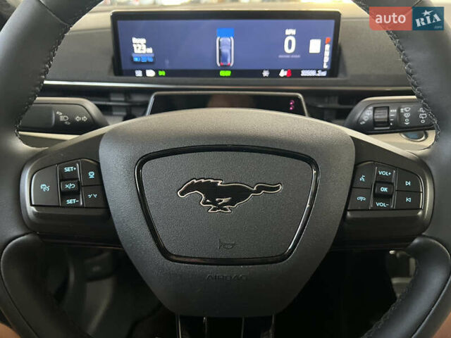 Черный Форд Mustang Mach-E, объемом двигателя 0 л и пробегом 49 тыс. км за 26600 $, фото 21 на Automoto.ua