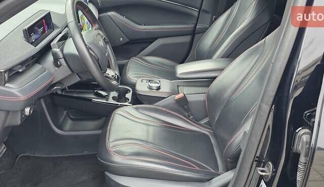 Чорний Форд Mustang Mach-E, об'ємом двигуна 0 л та пробігом 110 тис. км за 27500 $, фото 61 на Automoto.ua