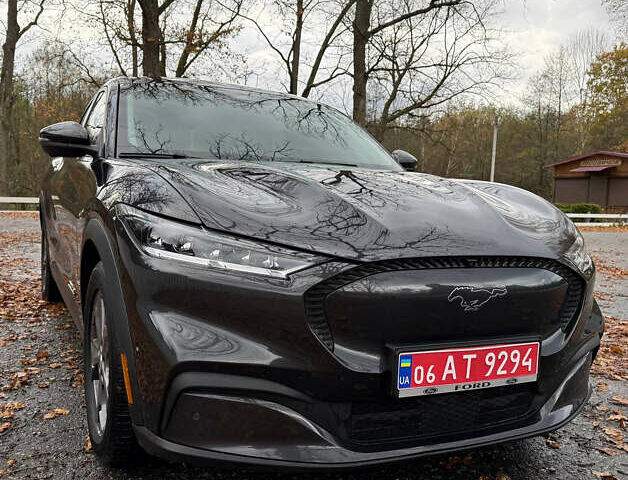 Чорний Форд Mustang Mach-E, об'ємом двигуна 0 л та пробігом 122 тис. км за 24900 $, фото 5 на Automoto.ua