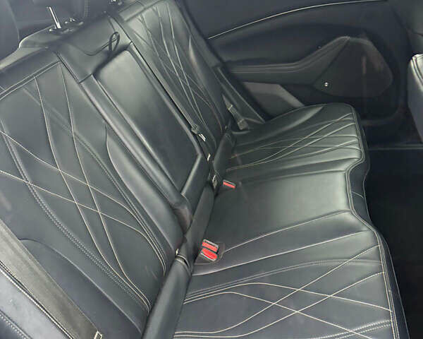 Черный Форд Mustang Mach-E, объемом двигателя 0 л и пробегом 130 тыс. км за 19300 $, фото 22 на Automoto.ua