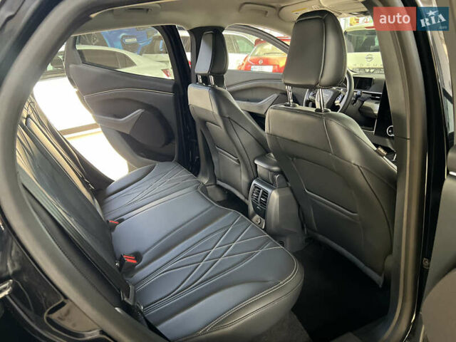 Чорний Форд Mustang Mach-E, об'ємом двигуна 0 л та пробігом 49 тис. км за 26400 $, фото 14 на Automoto.ua