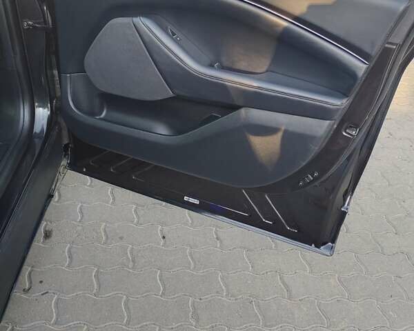 Черный Форд Mustang Mach-E, объемом двигателя 0 л и пробегом 41 тыс. км за 28400 $, фото 38 на Automoto.ua