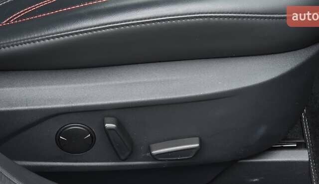 Чорний Форд Mustang Mach-E, об'ємом двигуна 0 л та пробігом 110 тис. км за 27500 $, фото 77 на Automoto.ua