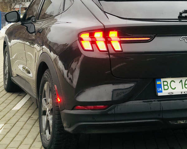 Черный Форд Mustang Mach-E, объемом двигателя 0 л и пробегом 86 тыс. км за 23500 $, фото 12 на Automoto.ua