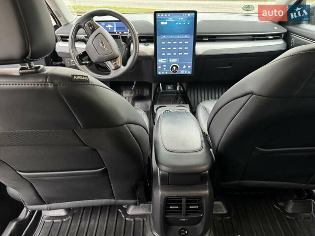 Черный Форд Mustang Mach-E, объемом двигателя 0 л и пробегом 44 тыс. км за 26500 $, фото 13 на Automoto.ua