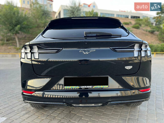 Чорний Форд Mustang Mach-E, об'ємом двигуна 0 л та пробігом 49 тис. км за 26400 $, фото 4 на Automoto.ua