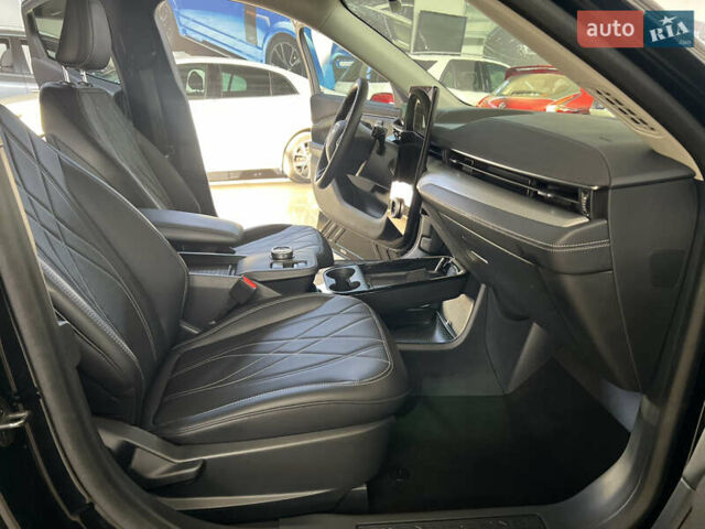 Черный Форд Mustang Mach-E, объемом двигателя 0 л и пробегом 49 тыс. км за 27999 $, фото 13 на Automoto.ua