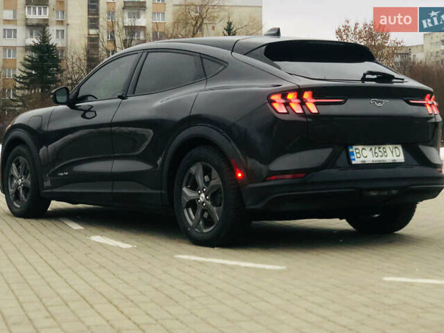 Черный Форд Mustang Mach-E, объемом двигателя 0 л и пробегом 86 тыс. км за 23500 $, фото 15 на Automoto.ua
