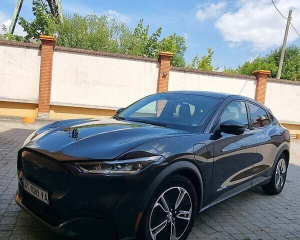 Черный Форд Mustang Mach-E, объемом двигателя 0 л и пробегом 30 тыс. км за 29900 $, фото 45 на Automoto.ua