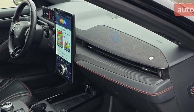 Чорний Форд Mustang Mach-E, об'ємом двигуна 0 л та пробігом 110 тис. км за 27500 $, фото 82 на Automoto.ua