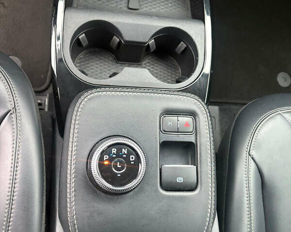 Черный Форд Mustang Mach-E, объемом двигателя 0 л и пробегом 130 тыс. км за 19300 $, фото 28 на Automoto.ua