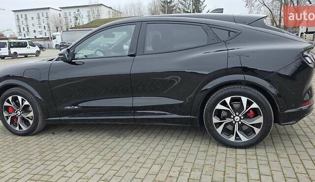 Чорний Форд Mustang Mach-E, об'ємом двигуна 0 л та пробігом 110 тис. км за 27500 $, фото 22 на Automoto.ua