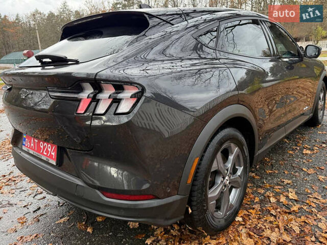 Чорний Форд Mustang Mach-E, об'ємом двигуна 0 л та пробігом 122 тис. км за 24900 $, фото 2 на Automoto.ua