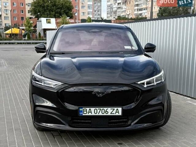 Чорний Форд Mustang Mach-E, об'ємом двигуна 0 л та пробігом 26 тис. км за 34000 $, фото 1 на Automoto.ua