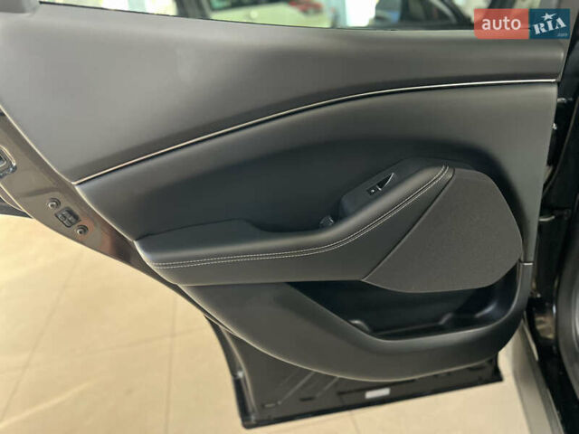 Черный Форд Mustang Mach-E, объемом двигателя 0 л и пробегом 49 тыс. км за 26600 $, фото 16 на Automoto.ua