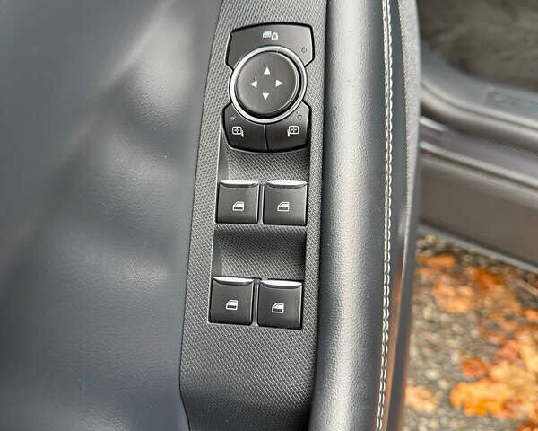 Чорний Форд Mustang Mach-E, об'ємом двигуна 0 л та пробігом 122 тис. км за 24900 $, фото 31 на Automoto.ua