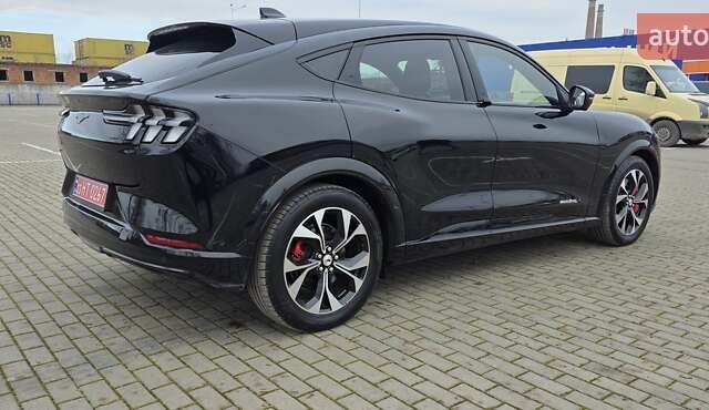Чорний Форд Mustang Mach-E, об'ємом двигуна 0 л та пробігом 110 тис. км за 27500 $, фото 14 на Automoto.ua