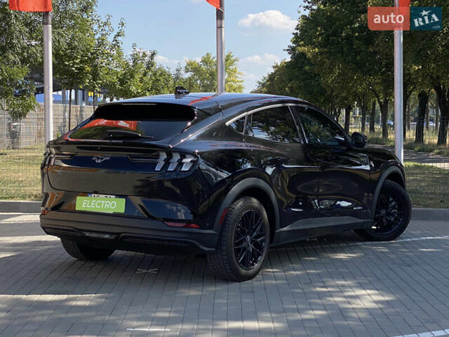 Форд Mustang Mach-E 2022 в Днепре (Днепропетровске) на Automoto.ua Черный Форд Mustang Mach-E, объемом двигателя 0 л и пробегом 38 тыс. км за 26999 $, фото 5 на Automoto.ua