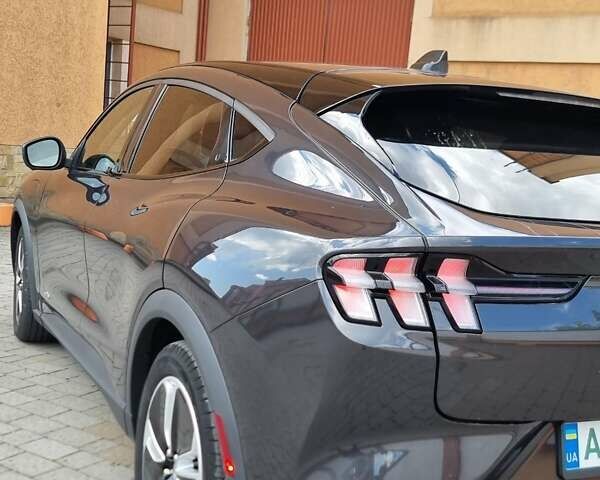 Черный Форд Mustang Mach-E, объемом двигателя 0 л и пробегом 30 тыс. км за 29900 $, фото 15 на Automoto.ua