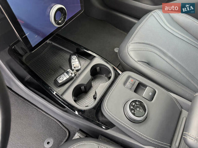 Черный Форд Mustang Mach-E, объемом двигателя 0 л и пробегом 74 тыс. км за 17400 $, фото 29 на Automoto.ua