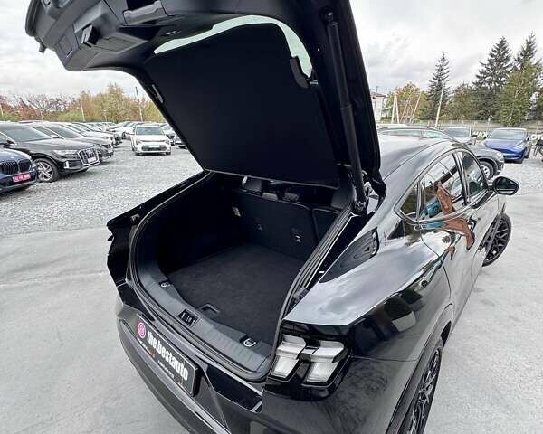 Форд Mustang Mach-E 2023 в Ровно на Automoto.ua Черный Форд Mustang Mach-E, объемом двигателя 0 л и пробегом 11 тыс. км за 36000 $, фото 64 на Automoto.ua