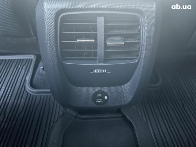 Черный Форд Mustang Mach-E, объемом двигателя 0 л и пробегом 26 тыс. км за 27590 $, фото 33 на Automoto.ua