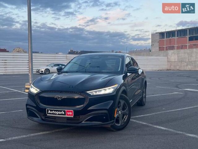 Черный Форд Mustang Mach-E, объемом двигателя 0 л и пробегом 26 тыс. км за 27590 $, фото 1 на Automoto.ua