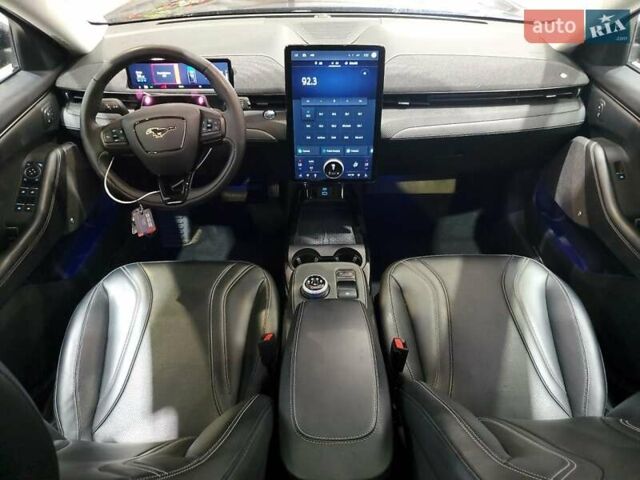 Чорний Форд Mustang Mach-E, об'ємом двигуна 0 л та пробігом 45 тис. км за 13200 $, фото 7 на Automoto.ua