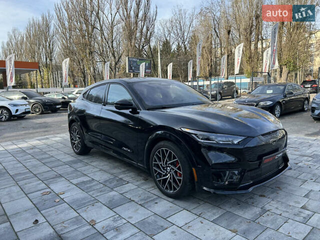 Черный Форд Mustang Mach-E, объемом двигателя 0 л и пробегом 15 тыс. км за 37000 $, фото 9 на Automoto.ua