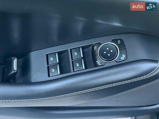 Черный Форд Mustang Mach-E, объемом двигателя 0 л и пробегом 26 тыс. км за 27590 $, фото 17 на Automoto.ua