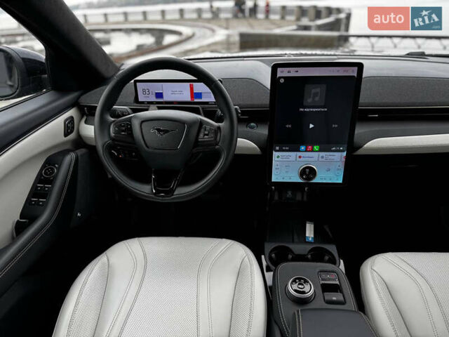Черный Форд Mustang Mach-E, объемом двигателя 0 л и пробегом 26 тыс. км за 29900 $, фото 31 на Automoto.ua