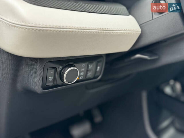 Черный Форд Mustang Mach-E, объемом двигателя 0 л и пробегом 26 тыс. км за 29900 $, фото 24 на Automoto.ua