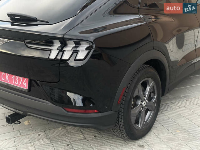 Чорний Форд Mustang Mach-E, об'ємом двигуна 0 л та пробігом 14 тис. км за 24000 $, фото 26 на Automoto.ua