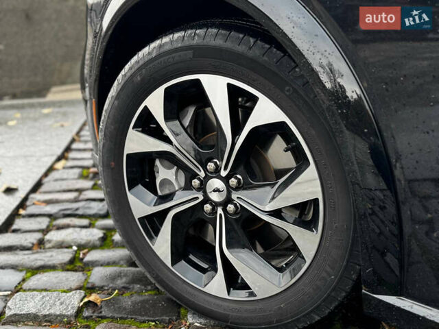 Черный Форд Mustang Mach-E, объемом двигателя 0 л и пробегом 26 тыс. км за 29900 $, фото 13 на Automoto.ua