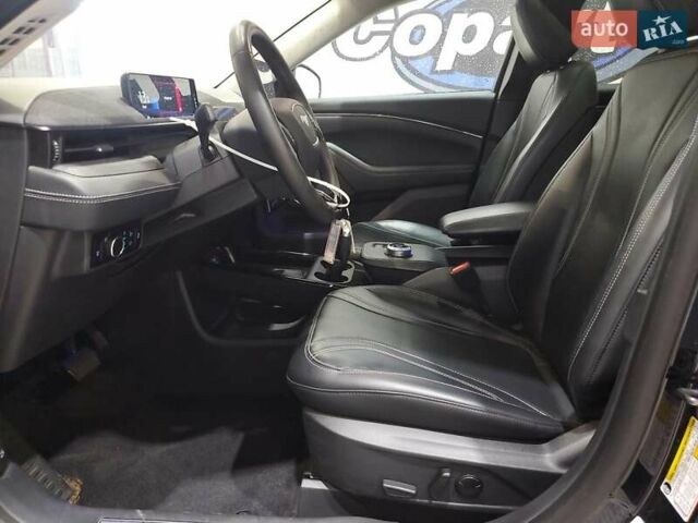 Чорний Форд Mustang Mach-E, об'ємом двигуна 0 л та пробігом 45 тис. км за 13200 $, фото 6 на Automoto.ua