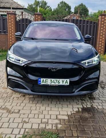 Черный Форд Mustang Mach-E, объемом двигателя 0 л и пробегом 13 тыс. км за 26500 $, фото 1 на Automoto.ua