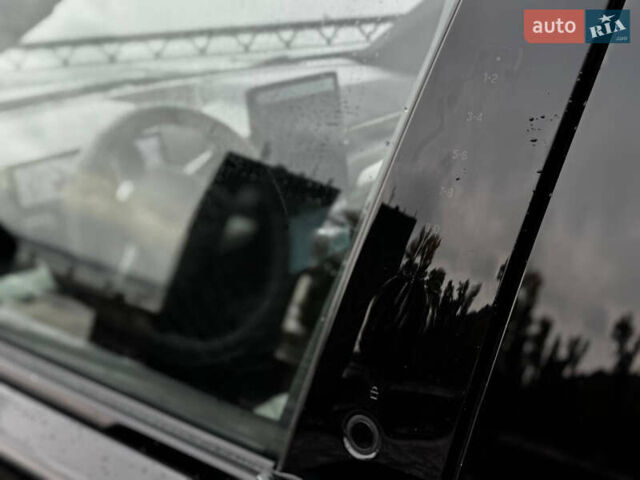 Черный Форд Mustang Mach-E, объемом двигателя 0 л и пробегом 26 тыс. км за 29900 $, фото 12 на Automoto.ua