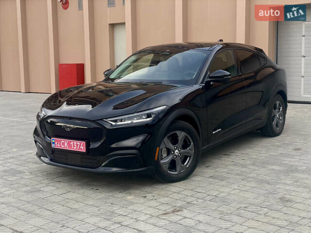 Чорний Форд Mustang Mach-E, об'ємом двигуна 0 л та пробігом 14 тис. км за 24000 $, фото 10 на Automoto.ua