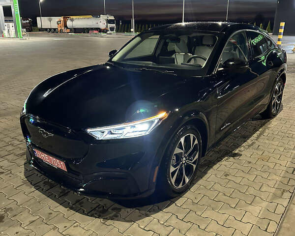 Чорний Форд Mustang Mach-E, об'ємом двигуна 0 л та пробігом 13 тис. км за 31500 $, фото 7 на Automoto.ua