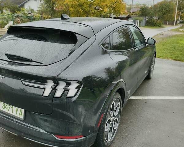 Чорний Форд Mustang Mach-E, об'ємом двигуна 0 л та пробігом 42 тис. км за 32000 $, фото 6 на Automoto.ua