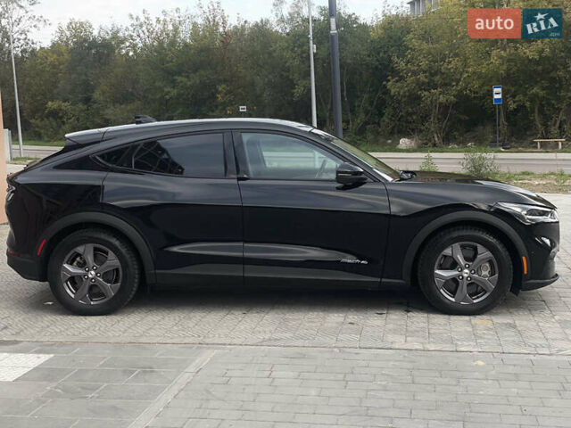 Чорний Форд Mustang Mach-E, об'ємом двигуна 0 л та пробігом 14 тис. км за 24000 $, фото 11 на Automoto.ua