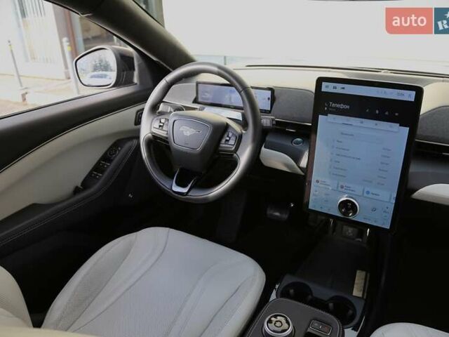 Чорний Форд Mustang Mach-E, об'ємом двигуна 0 л та пробігом 31 тис. км за 31000 $, фото 12 на Automoto.ua