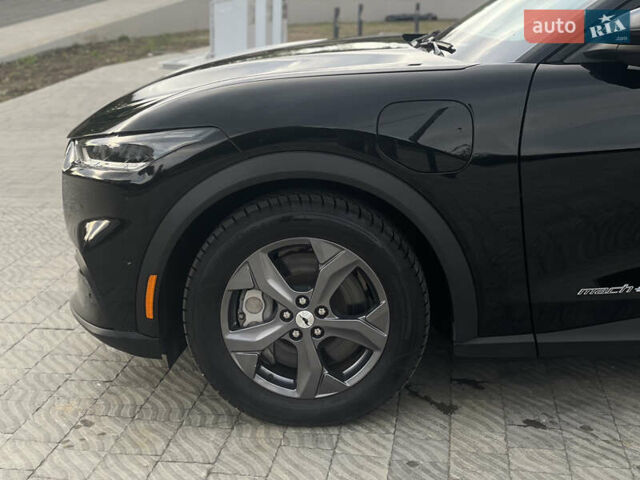 Чорний Форд Mustang Mach-E, об'ємом двигуна 0 л та пробігом 14 тис. км за 24000 $, фото 21 на Automoto.ua