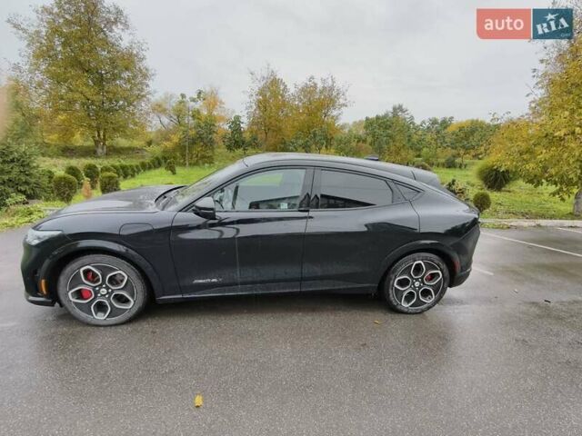 Чорний Форд Mustang Mach-E, об'ємом двигуна 0 л та пробігом 42 тис. км за 32000 $, фото 10 на Automoto.ua