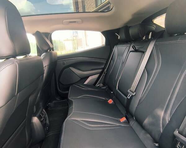 Черный Форд Mustang Mach-E, объемом двигателя 0 л и пробегом 9 тыс. км за 26777 $, фото 14 на Automoto.ua